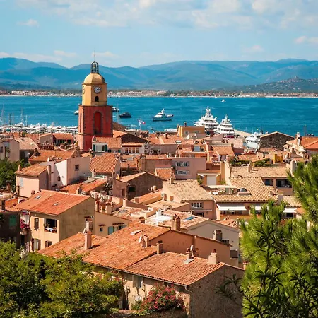 Casa Laura -parking - Pool アパート *